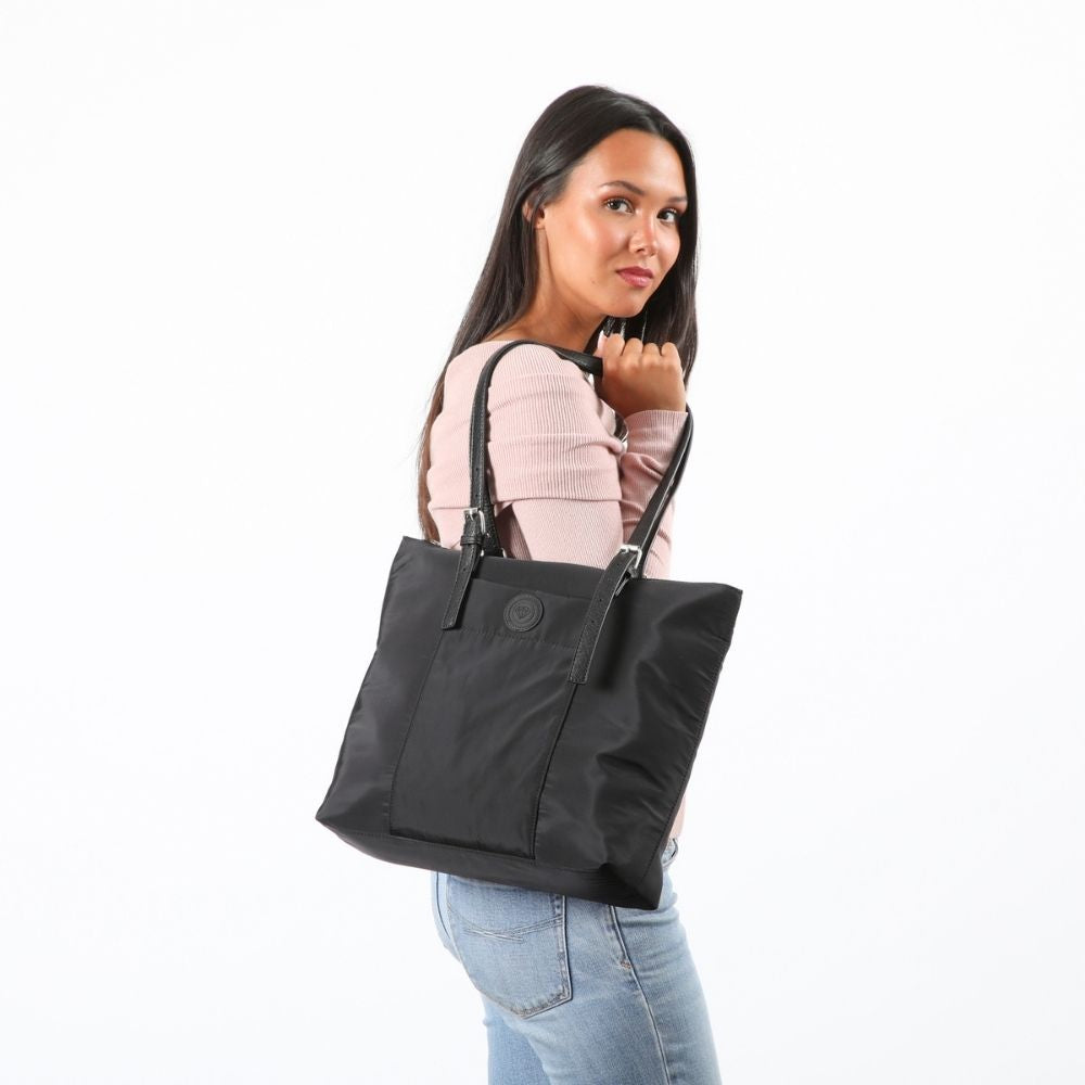 Cartera Hombro Clarissa Black I-D