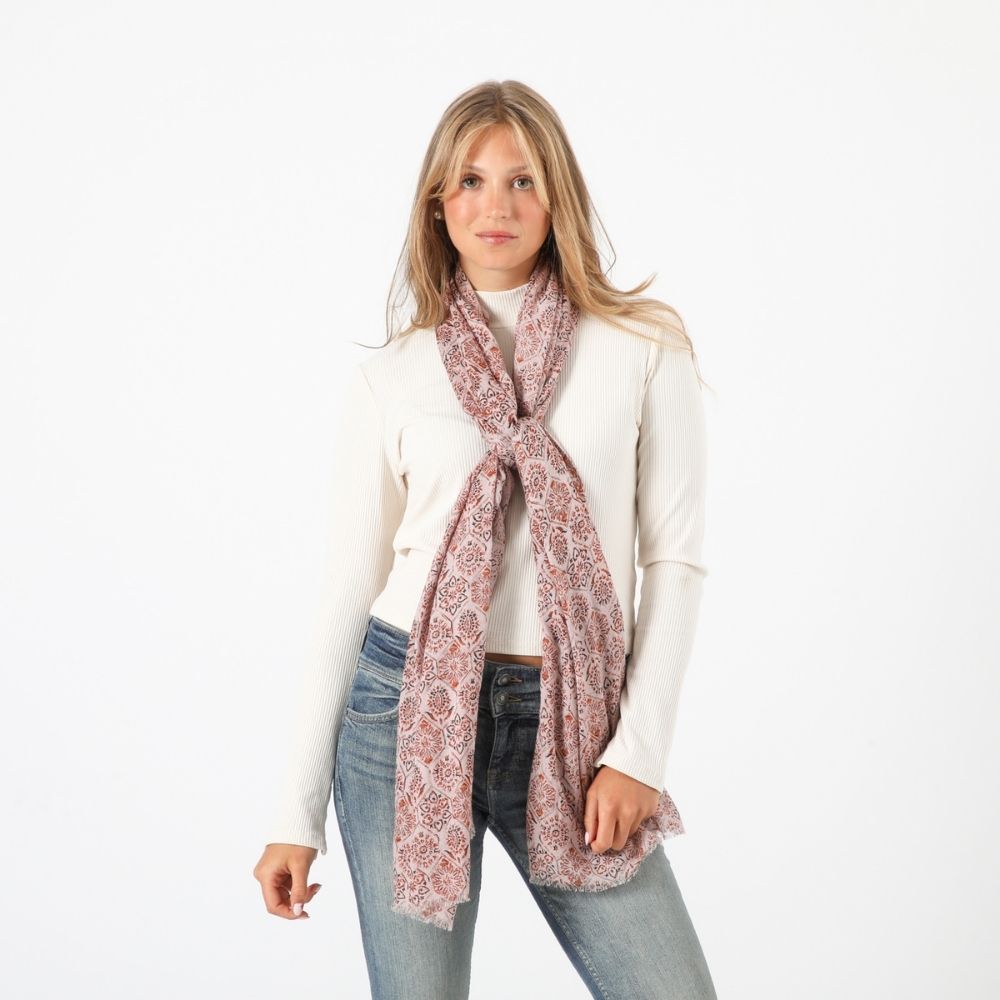 Pañuelo Estampado Cercis Rosado I-D