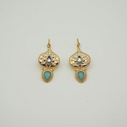 Aros Largos Dorados Vintage Brocade Fernanda Tatienne
