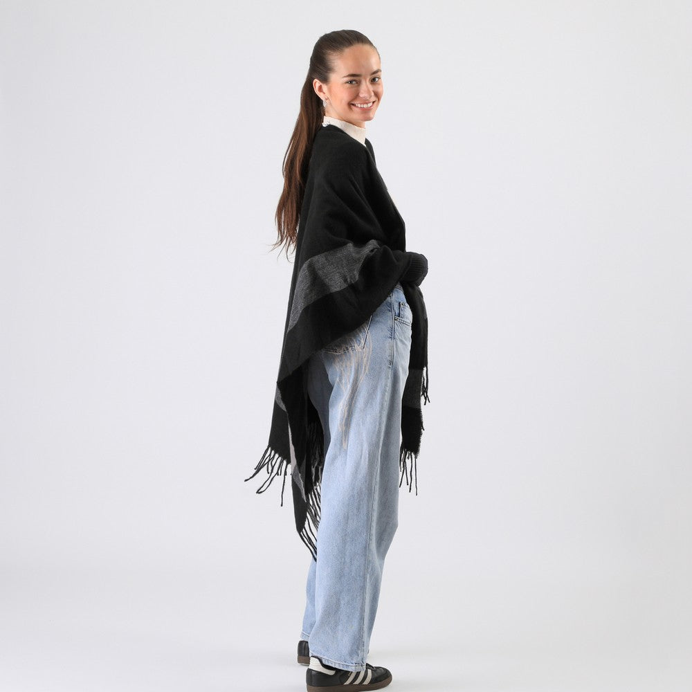 Poncho Atenas Negro I-D
