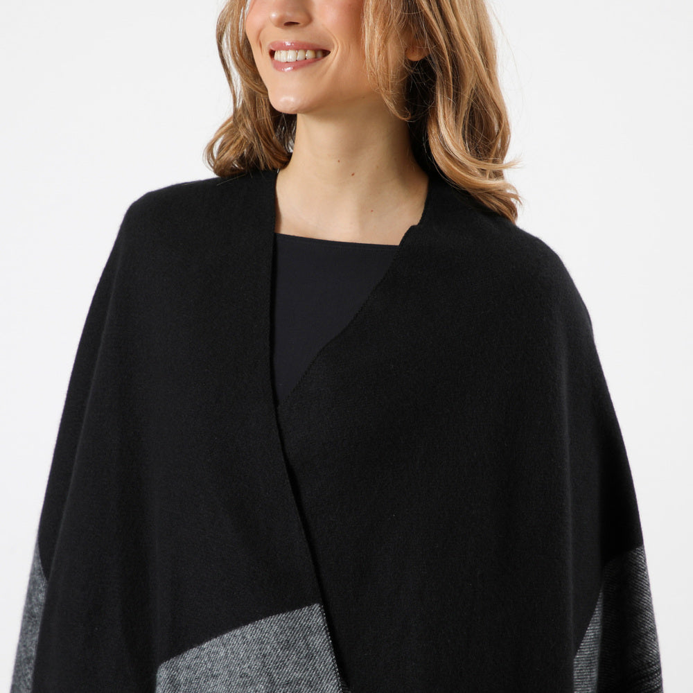 Poncho Madeira Negro I-D