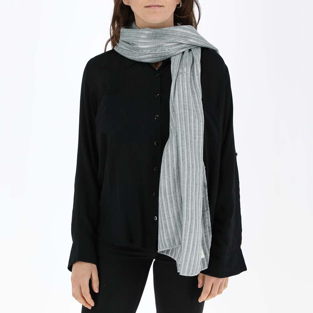 Pañuelo Liso Zigzag Gris Humana