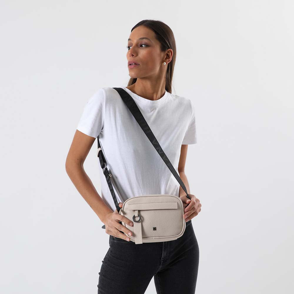Cartera Cruzada Akira Beige Humana