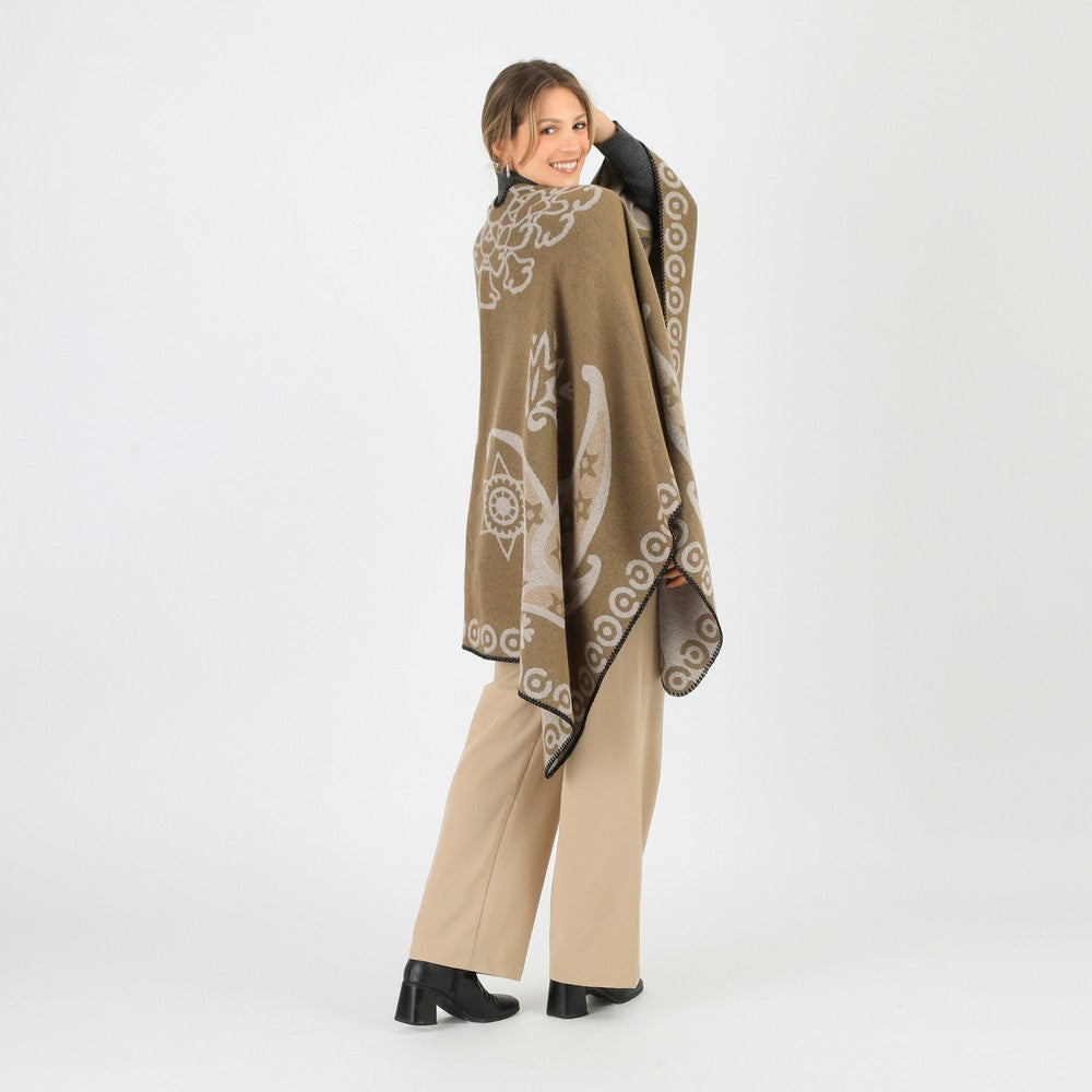 Poncho Peter Green Tatienne
