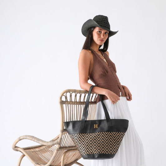 Cartera Tote Ecocuero Boo Negro Humana