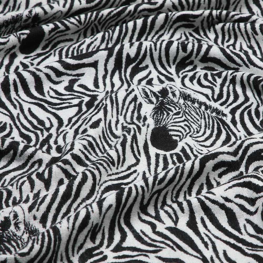 Pañuelo Jacquard Vicar 3428 Negro Humana