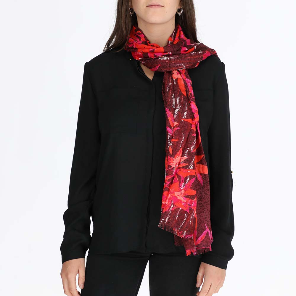 Pañuelo Estampado Fire Burdeo Humana