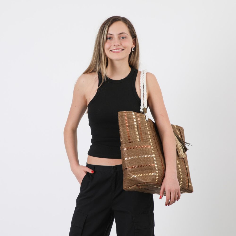 Cartera Tote Girasol Tejida tipo rafia café Playa ID