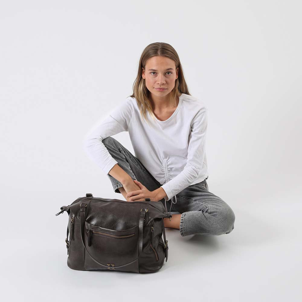 Cartera Hombro Vittoria Café Humana