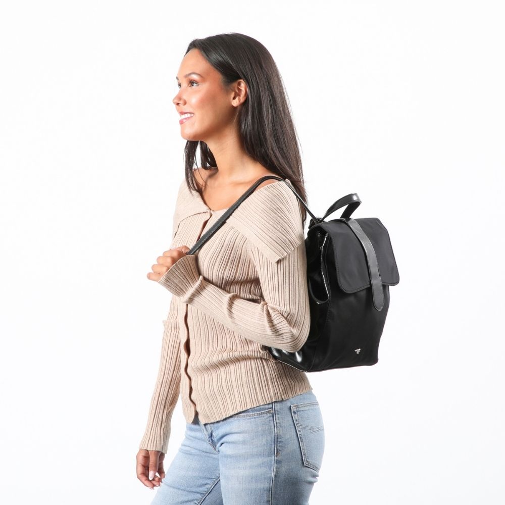 Mochila Warsaw Negra Tatienne