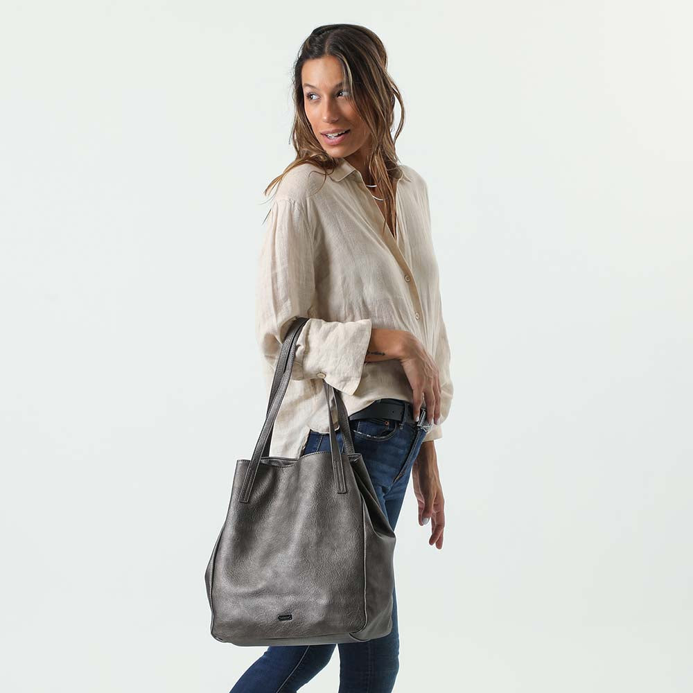 Cartera Hombro Plateada Claudia Tatienne