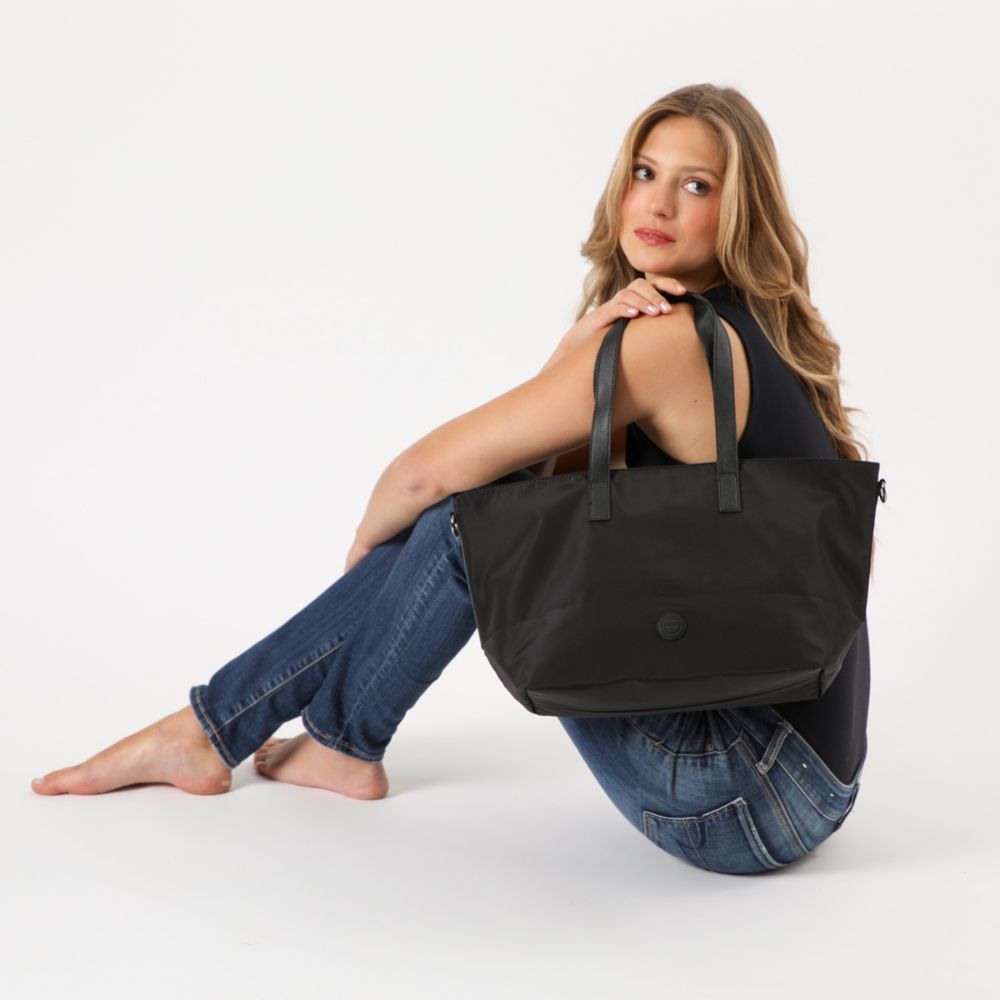 Cartera Hombro Belfast Black Negra i-D