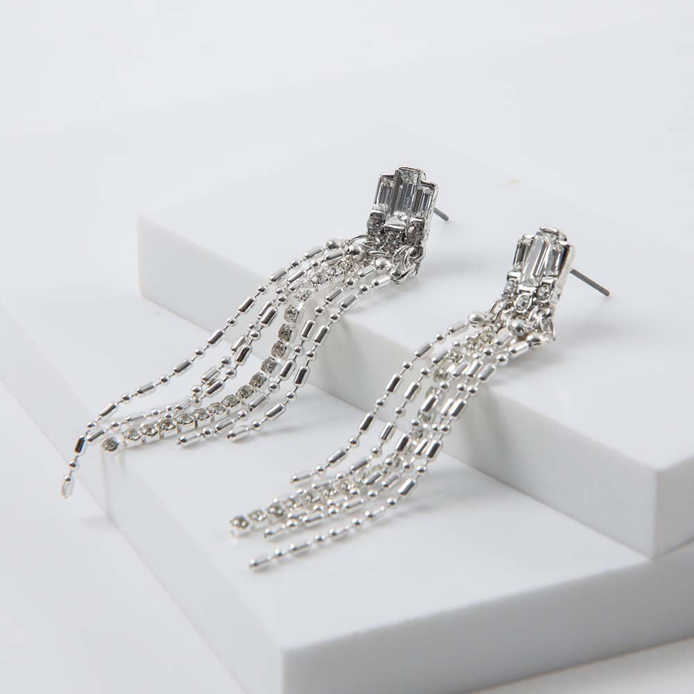 Aros Largo Celestial Plateado Humana