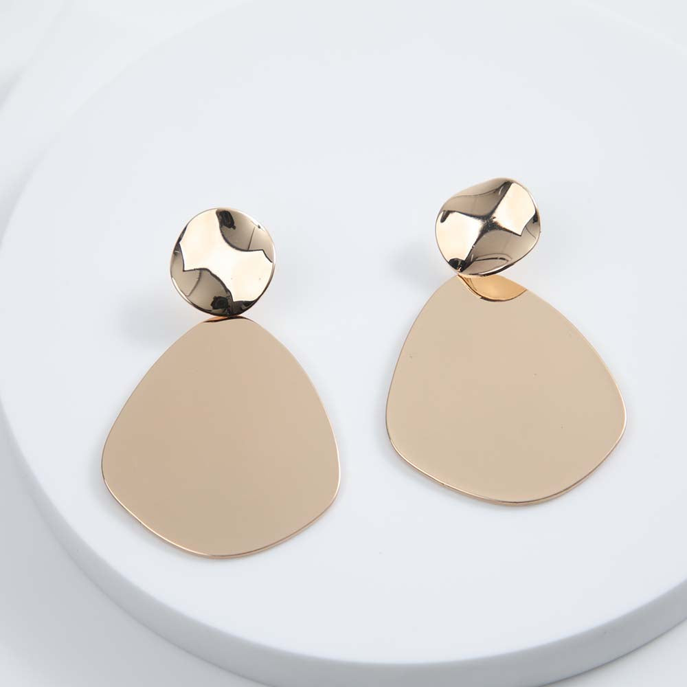 Aros Largo Byron Dorado i-D