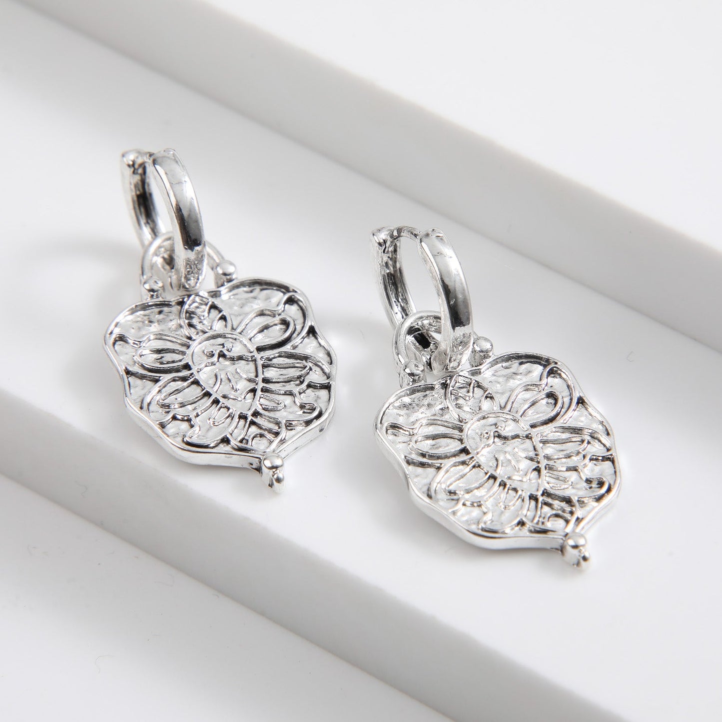 Aros Argolla Flore Plateado Tatienne