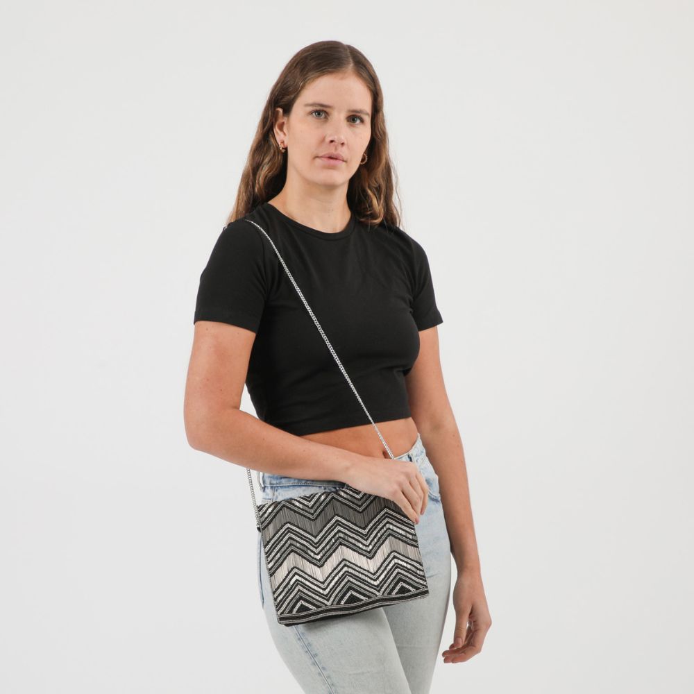 Clutch Cannes Plateado Humana