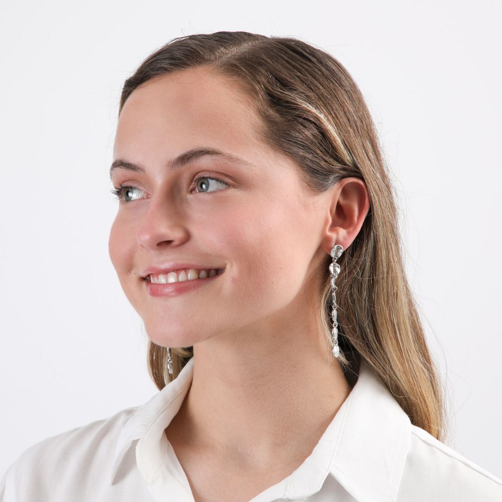 Aros Largo Cowrie Plateado Tatienne