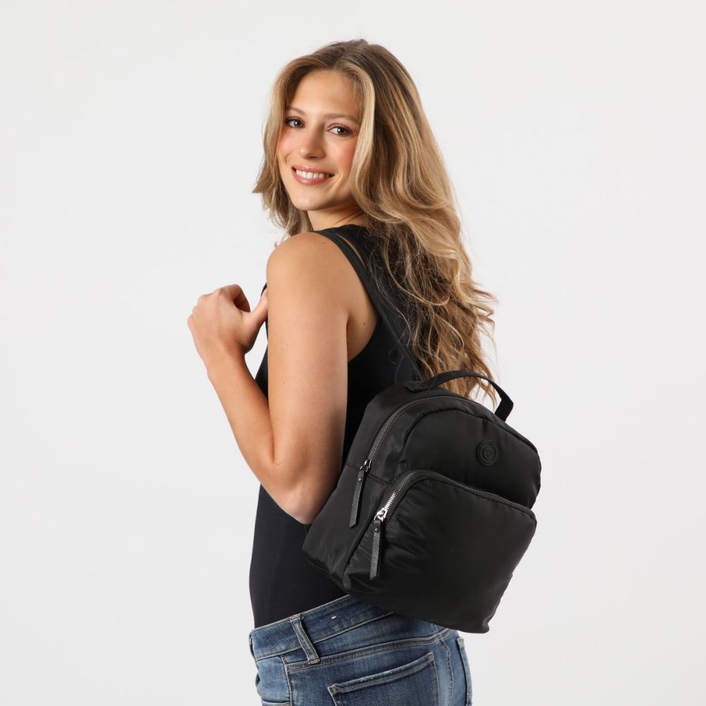 Mochila Dover Black Negra i-D