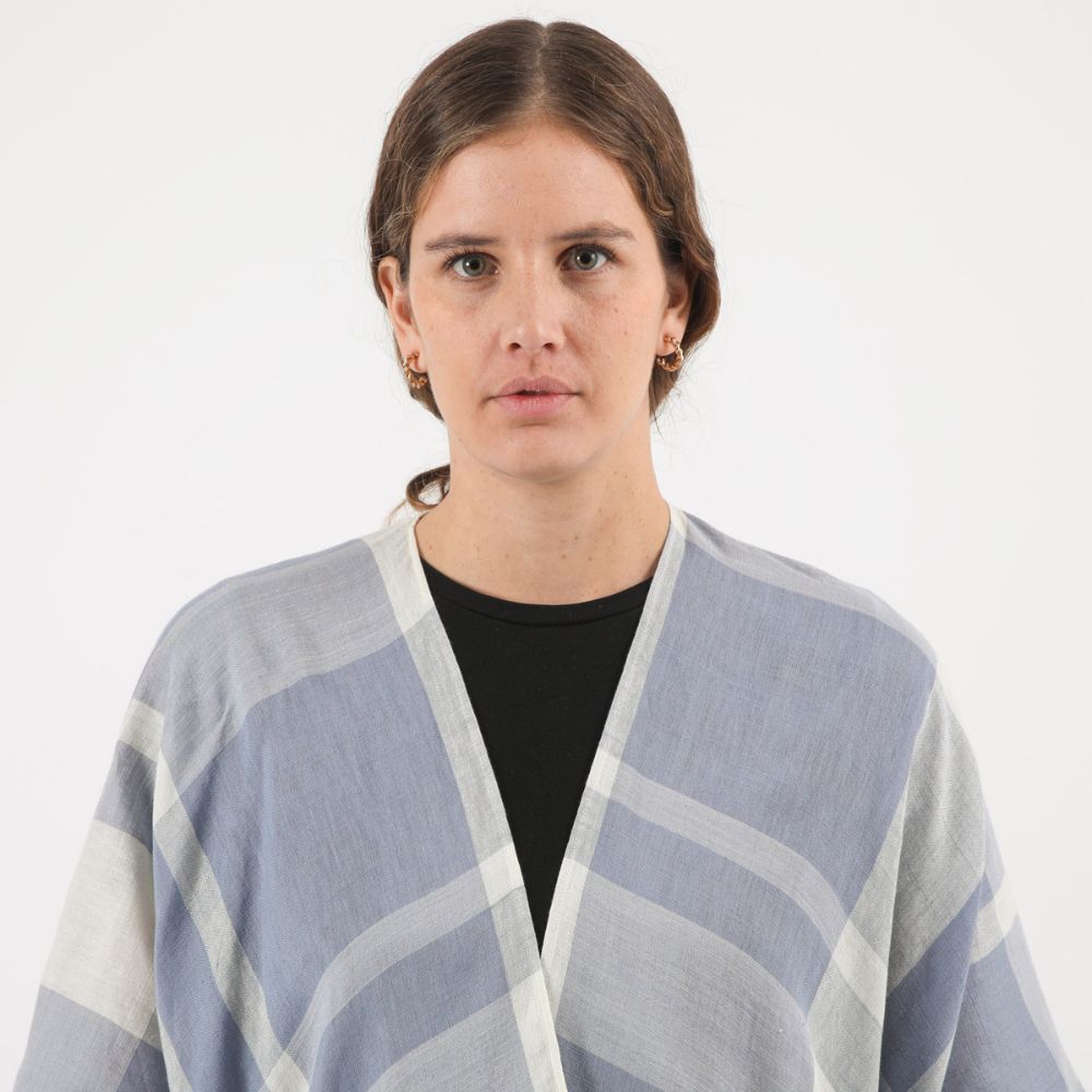 Kimono Cielo Celeste Humana