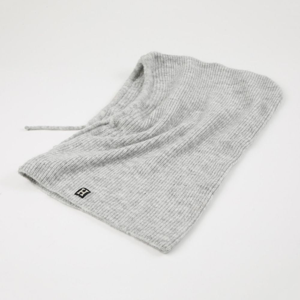 Cuello Huyen Gris Humana