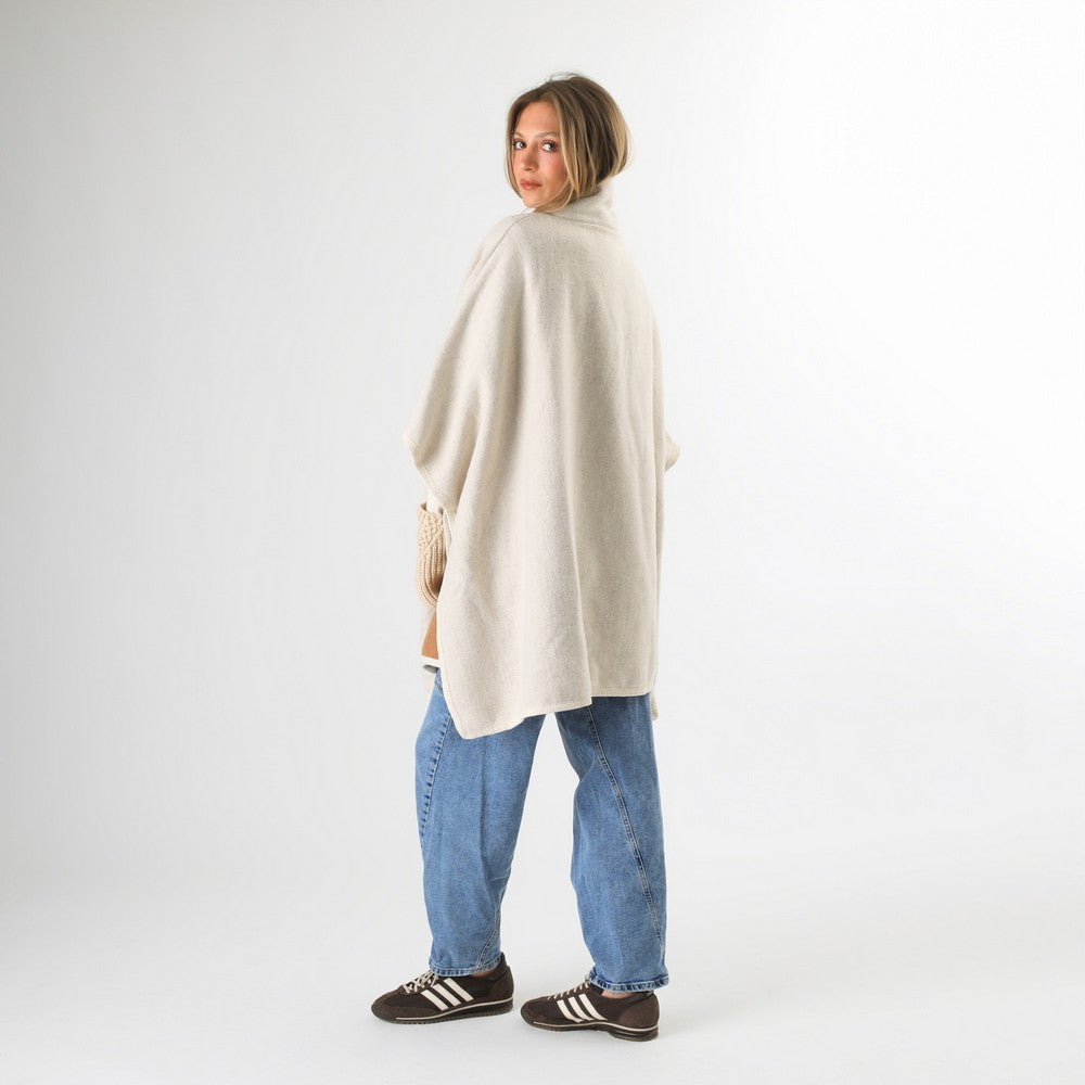 Poncho Dafne Beige Humana
