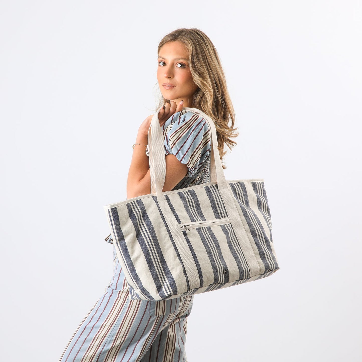 Cartera Tote Mika Blue Humana