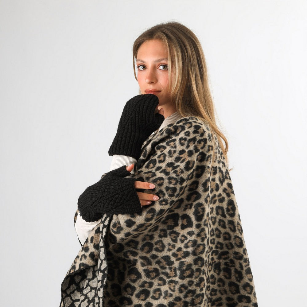 Poncho Sira Brown Humana