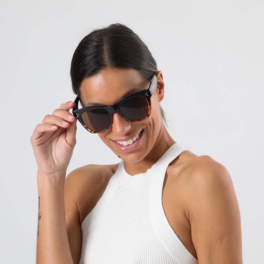 Anteojos Sol Gili Negro Humana