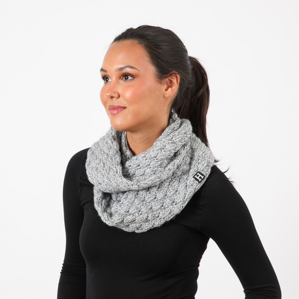 Cuello Joyce Gris Humana