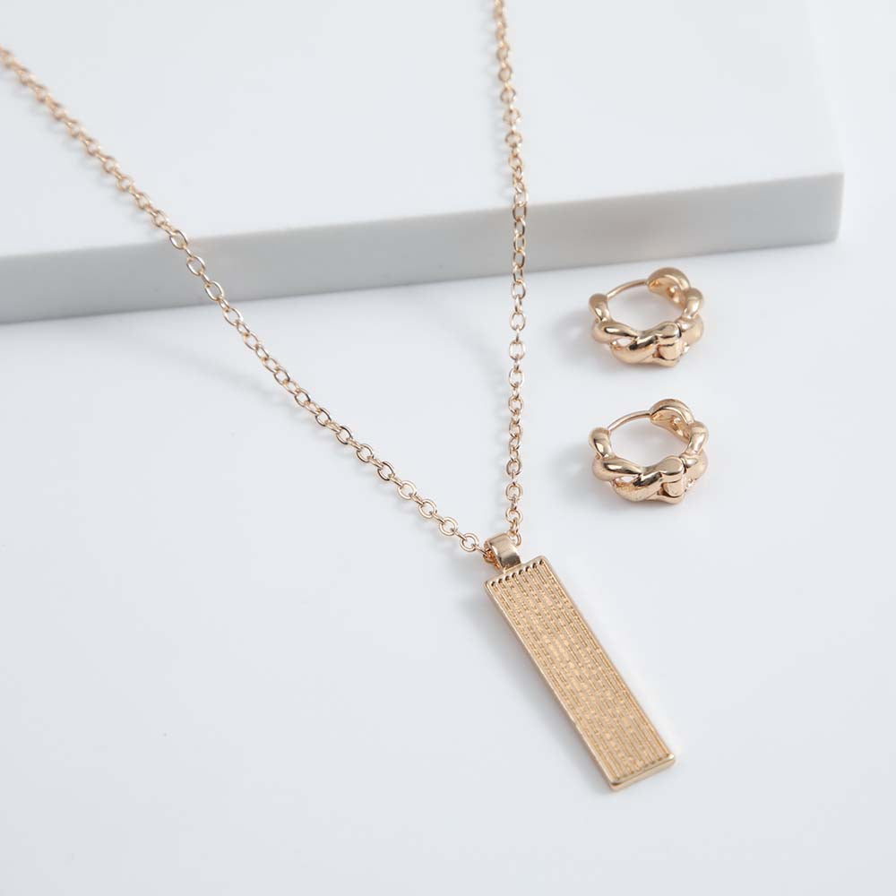 Collar + Aro Thar Dorado i-D
