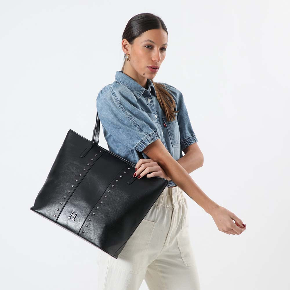 Cartera Hombro Kiara Negra Humana