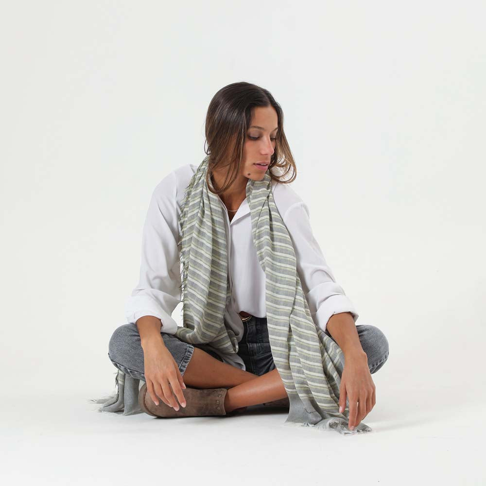 Pañuelo Liso Verde Ariel Tatienne