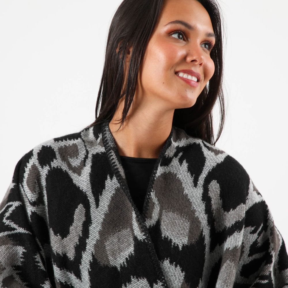 Poncho Marit Negro Tatienne