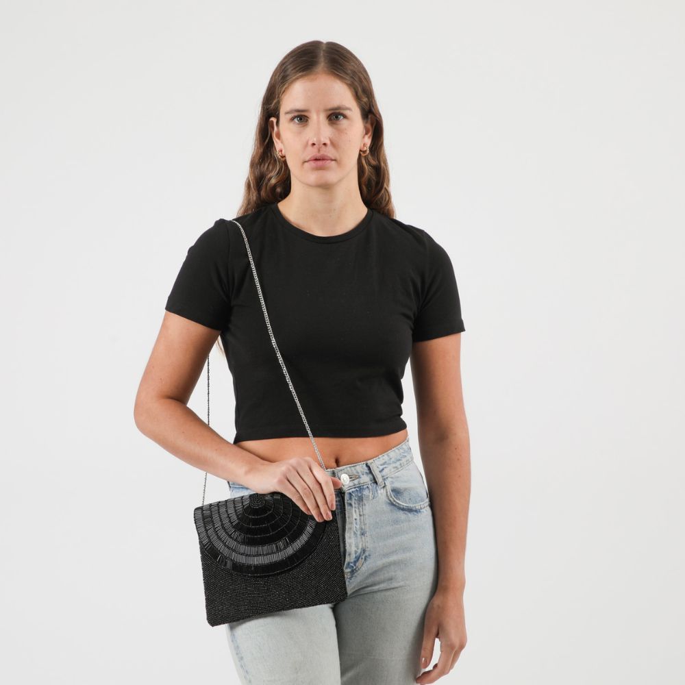Clutch Queen Negro Humana