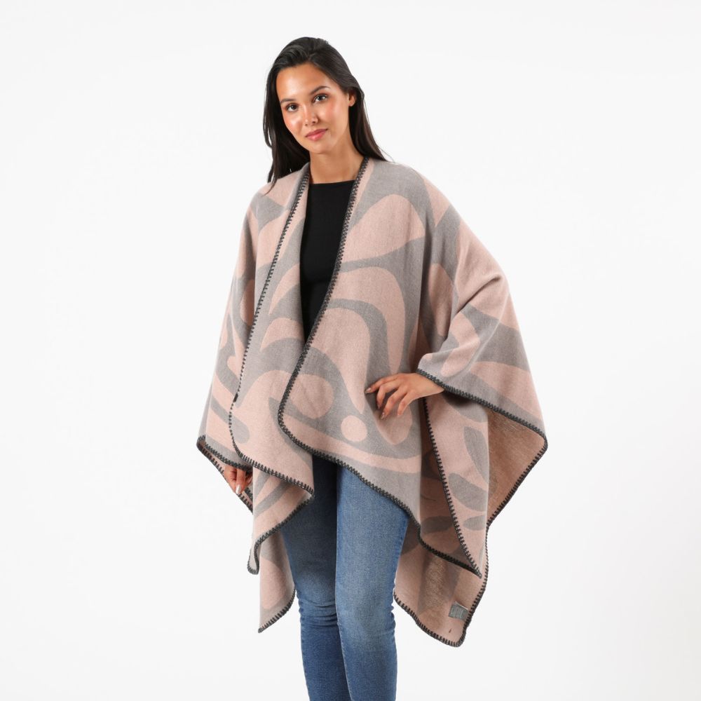 Poncho Gisela Rosado Tatienne