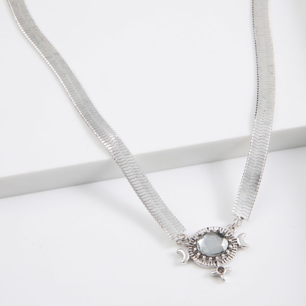 Collar Corto Lunas Plateado Humana