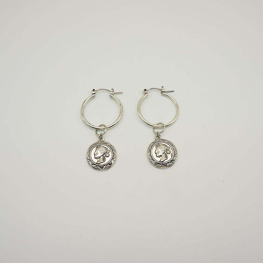 Aros Argollas Face Plateado Tatienne