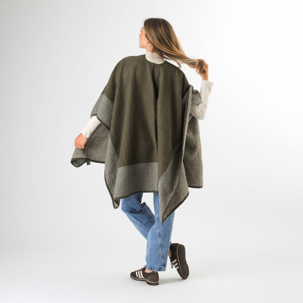 Poncho Tati Green Humana