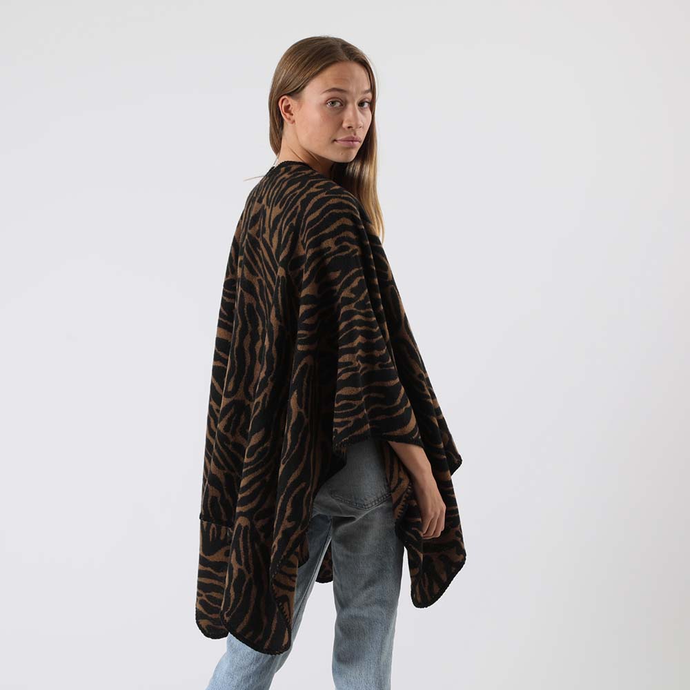 Poncho Invierno Hojas Café Tatienne