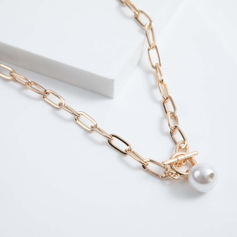 Collar Corto Coquille Dorado i-D