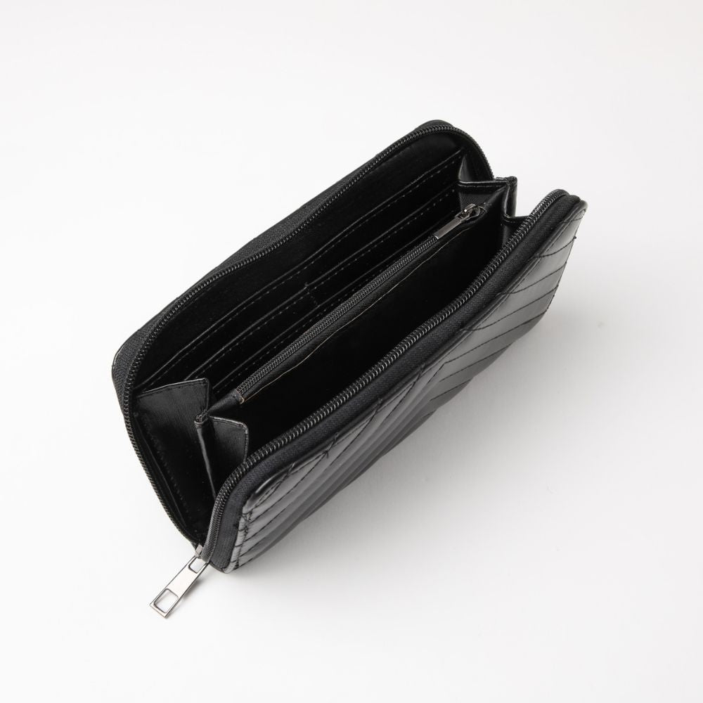 Billetera Grande Quilted Negra i-D