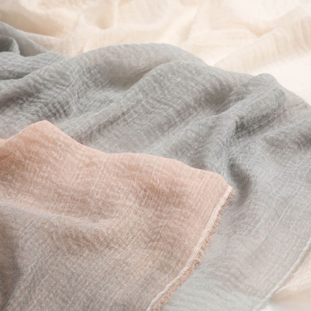 Pañuelo Liso Iván Ombré Beige Humana