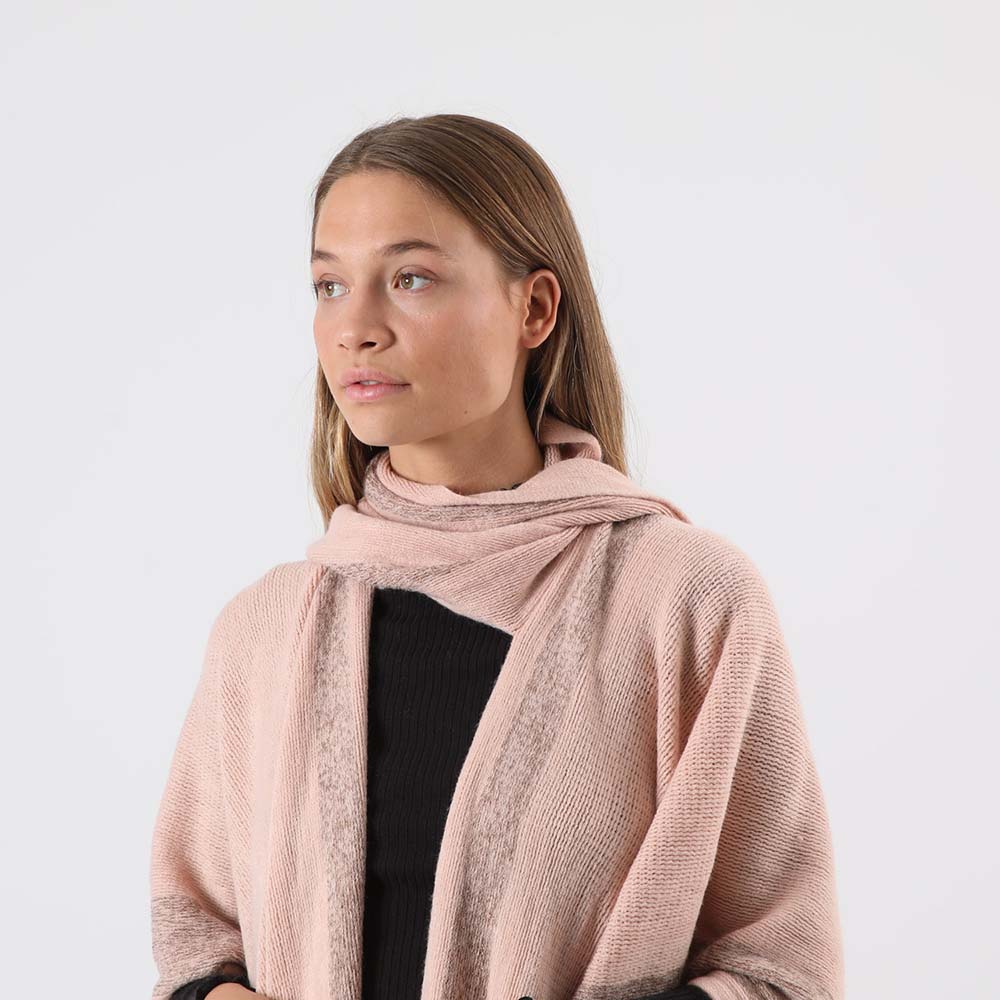 Poncho Tejido Cuello Café Humana