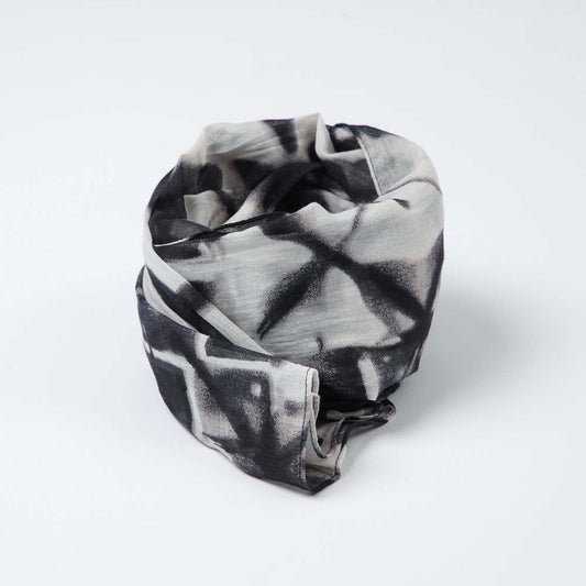 Pañuelo Estampado Urbina Negro Tatienne
