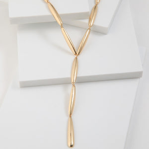 Collar Corto Sarai Dorado Humana