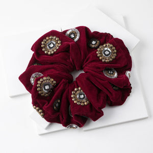 Collet Oren Morado Humana