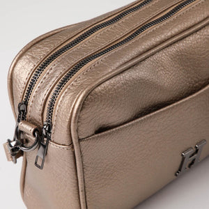 Cartera Bandolera Betsy Ecocuero Bronce Humana