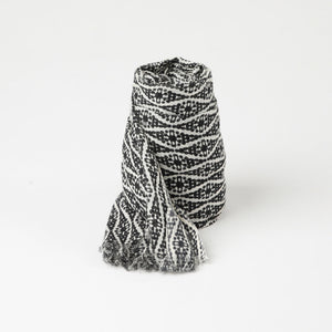 Pañuelo Estampado Albizia Negro I-D