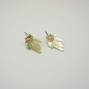 Aros Largos Flower Time Dorados Tatienne