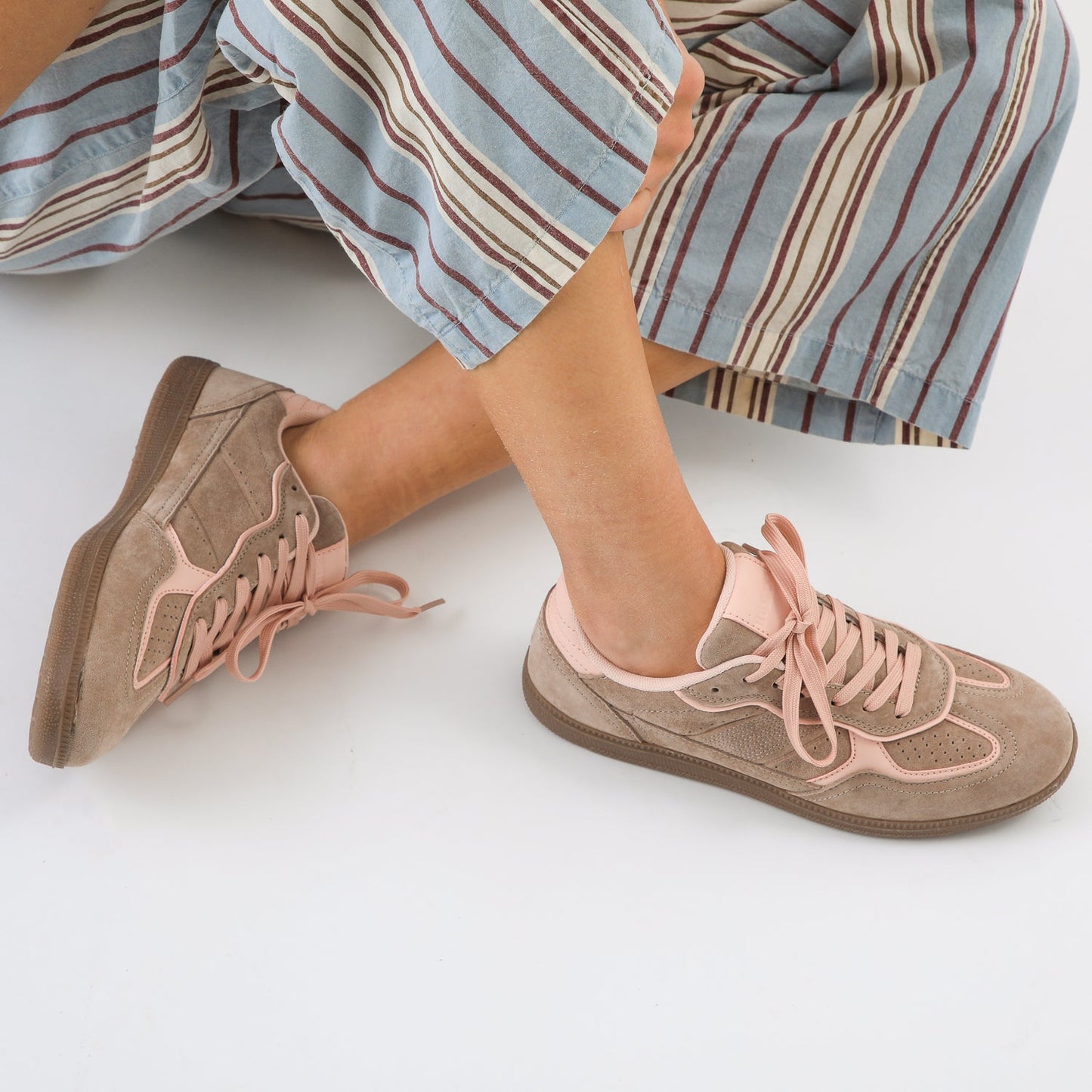 Zapatilla Torino Taupe Humana
